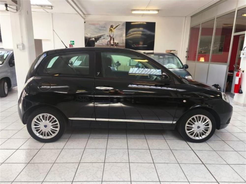 Ypsilon Ypsilon 1.2 69 CV Diva