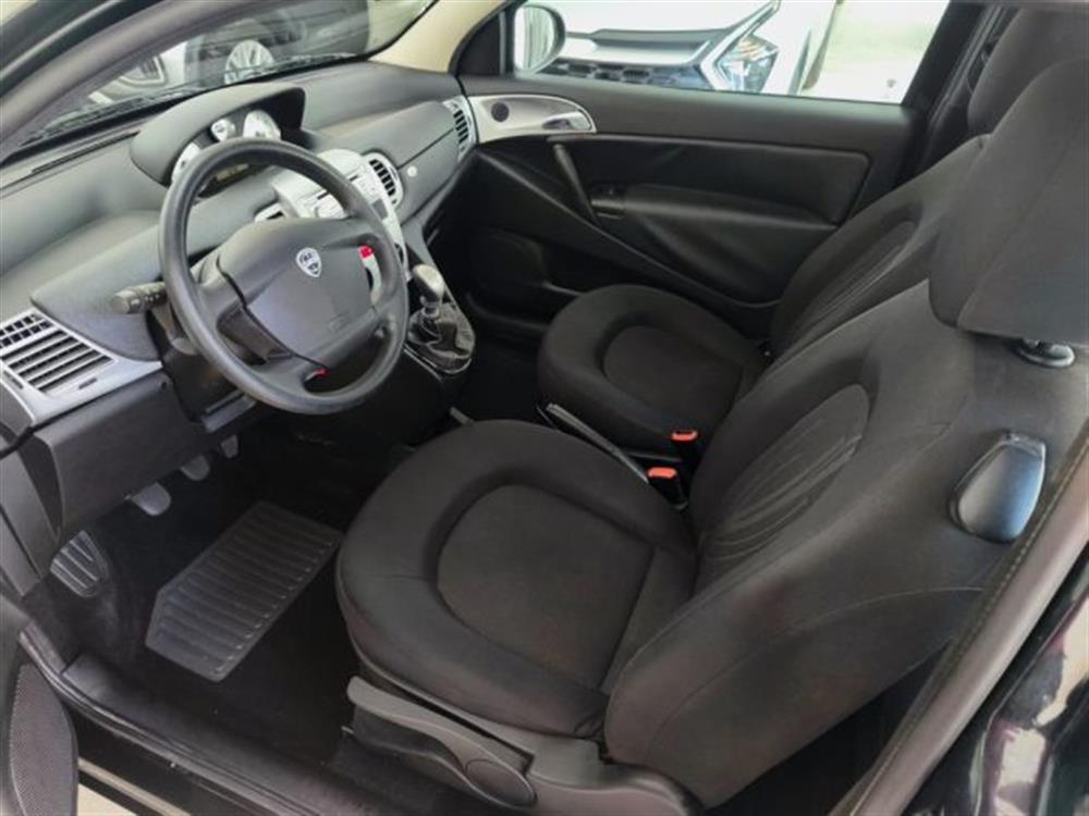 Ypsilon Ypsilon 1.2 69 CV Diva