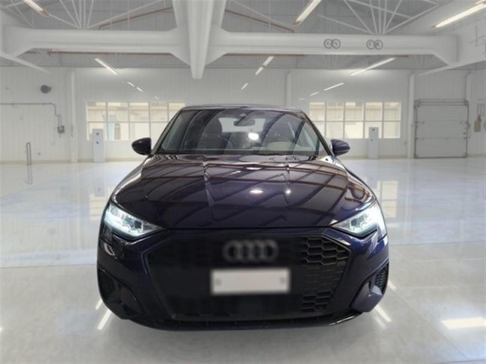 A3 A3 Sedan 30 TFSI S tron
