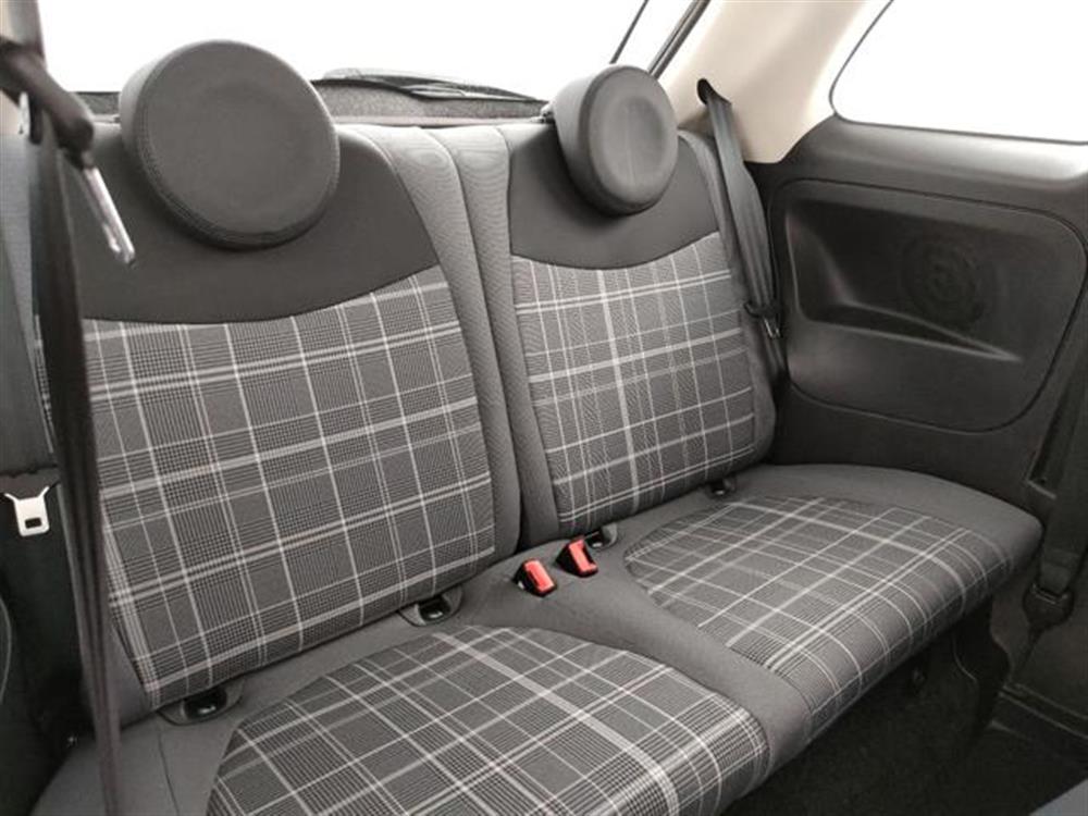 500 500 1.2 Lounge