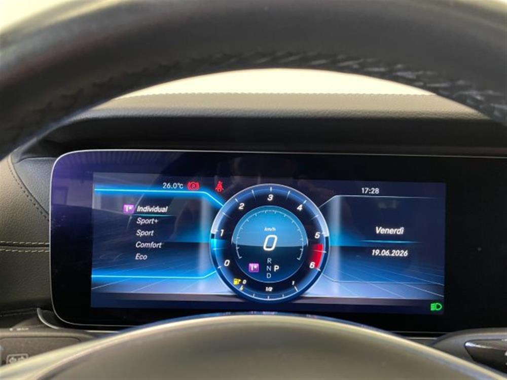 E 220 E 220 d 2.0d 4Matic Sport