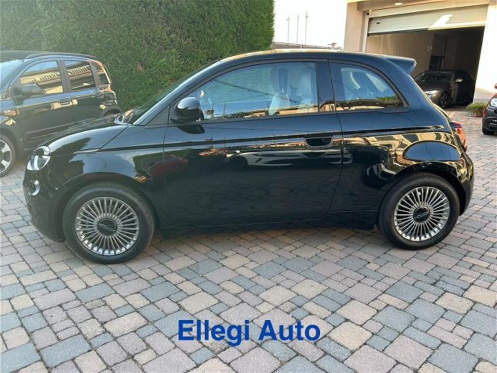 500 500 Berlina Hybrid Icon