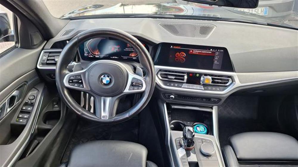 320 320 d 48V Touring Msport