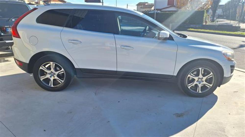 XC60 XC60 D5 AWD Geartronic Su
