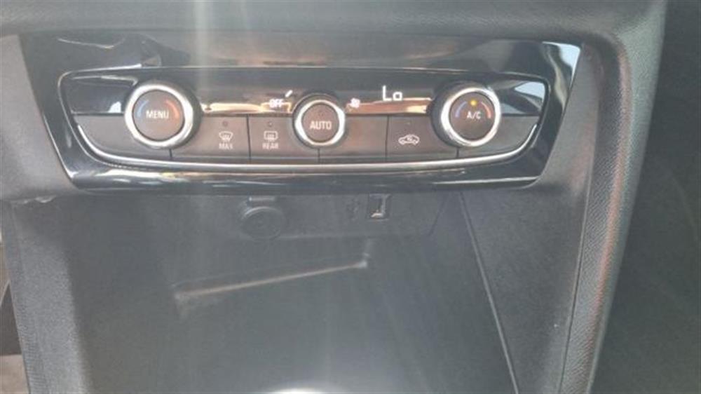 Corsa Corsa 1.2 100 CV Elegance