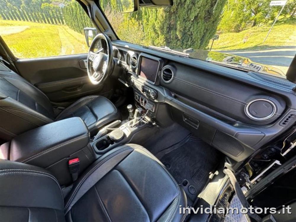 Wrangler Wrangler Sahara Soft-Hard Top