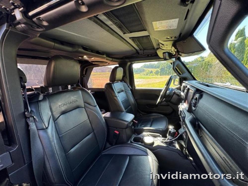 Wrangler Wrangler Sahara Soft-Hard Top