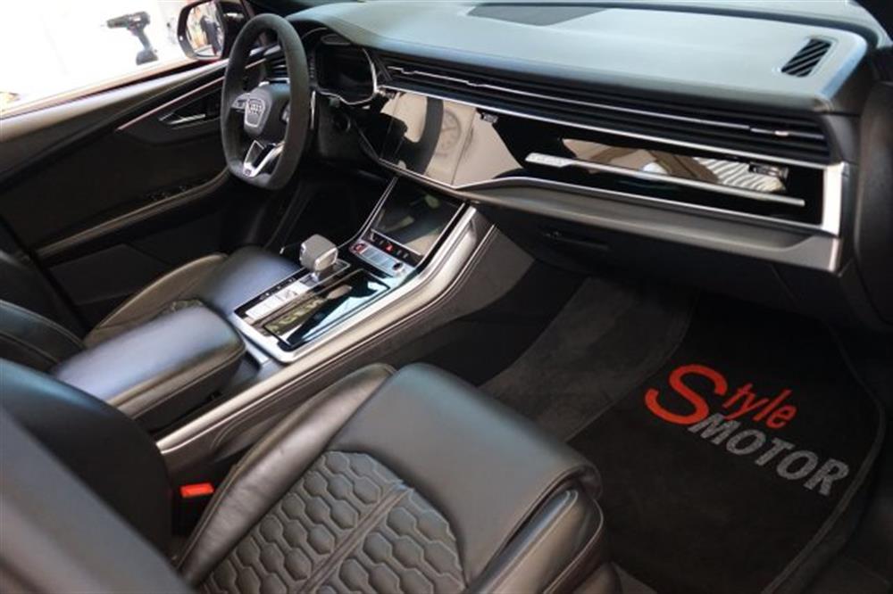 RS Q8 RS Q8 TFSI V8 quattro tipt