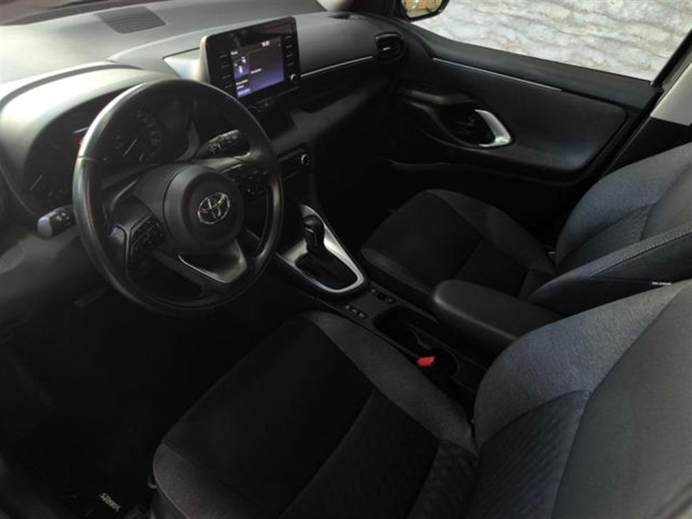 Yaris Yaris 1.5 Hybrid 5 porte B