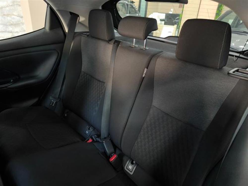 Yaris Yaris 1.5 Hybrid 5 porte B