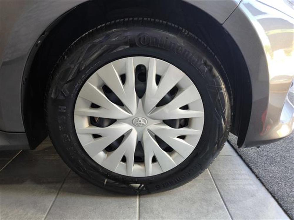 Yaris Yaris 1.5 Hybrid 5 porte B