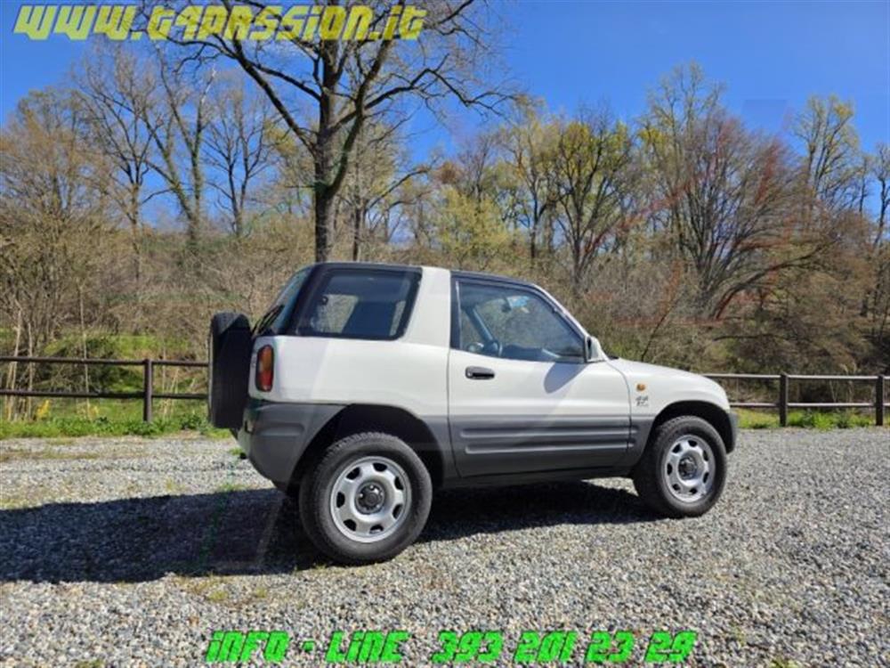 RAV 4 MY23 RAV 4 MY23 RAV4 2.0i 16V cat 3
