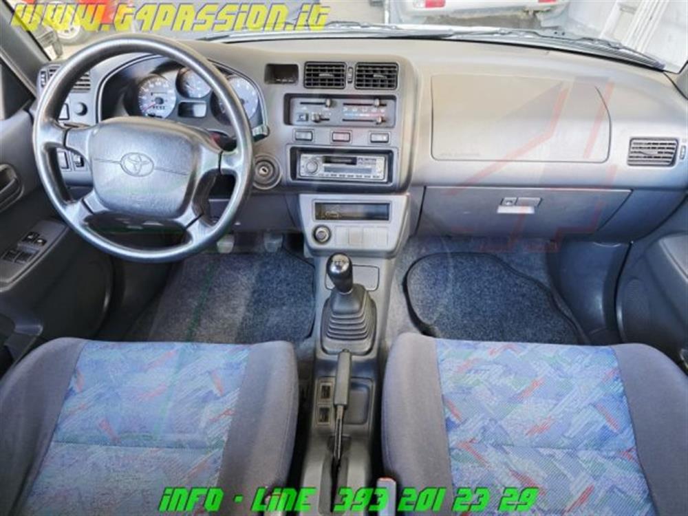 RAV 4 MY23 RAV 4 MY23 RAV4 2.0i 16V cat 3