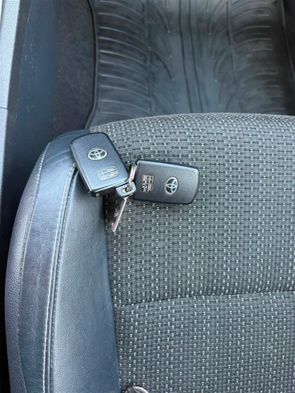 Auris Auris 2.0 D-4D Lounge IDON