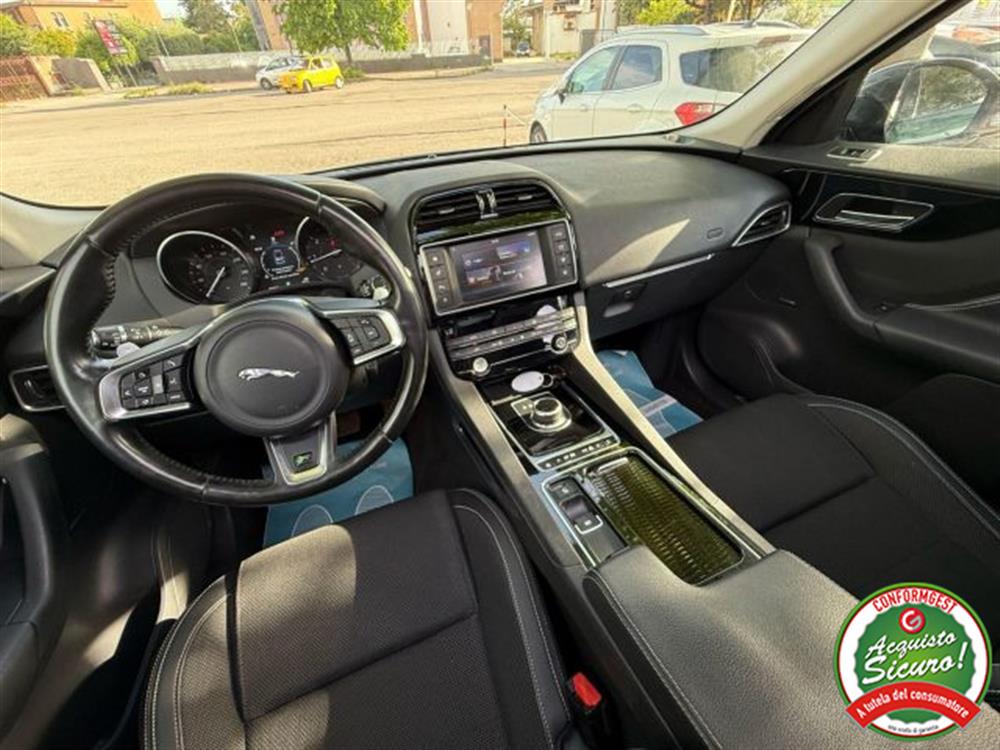 F-Pace F-Pace 2.0 D 180 CV AWD aut