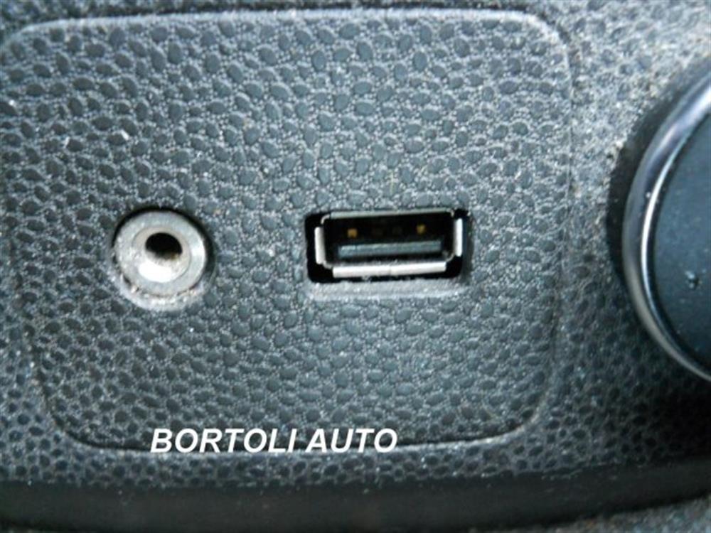 Fiesta Fiesta 1.2 5 PORTE 105.000