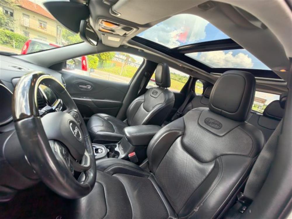 Cherokee Cherokee 2.2 Mjt AWD Active D
