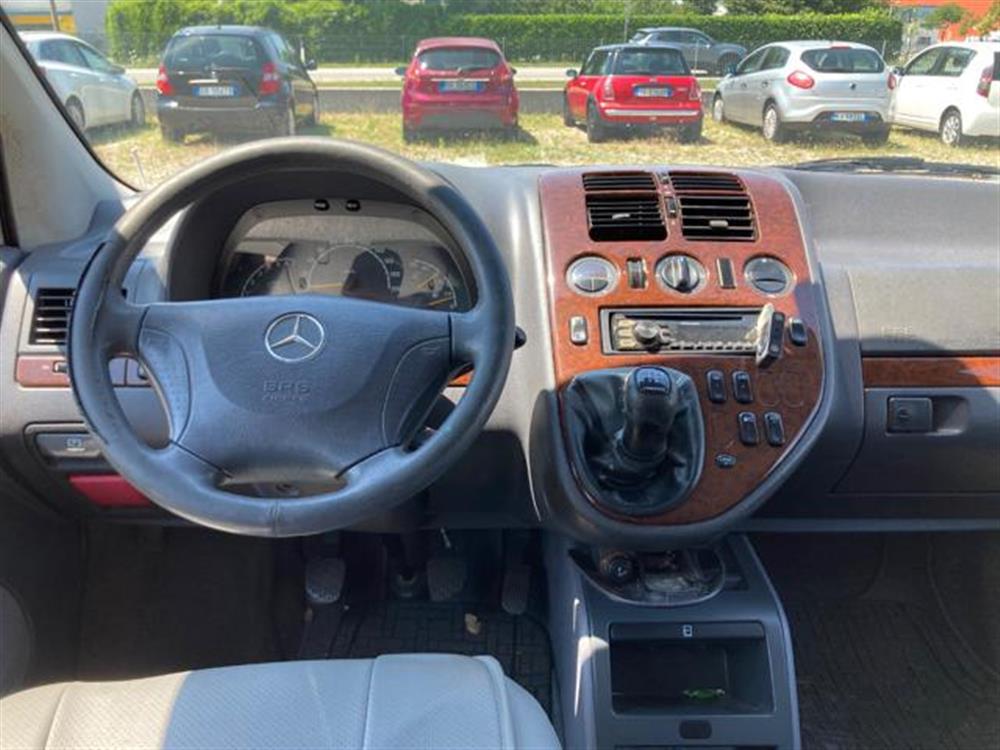 V 220 V 220 CDI cat Ambiente 7 p
