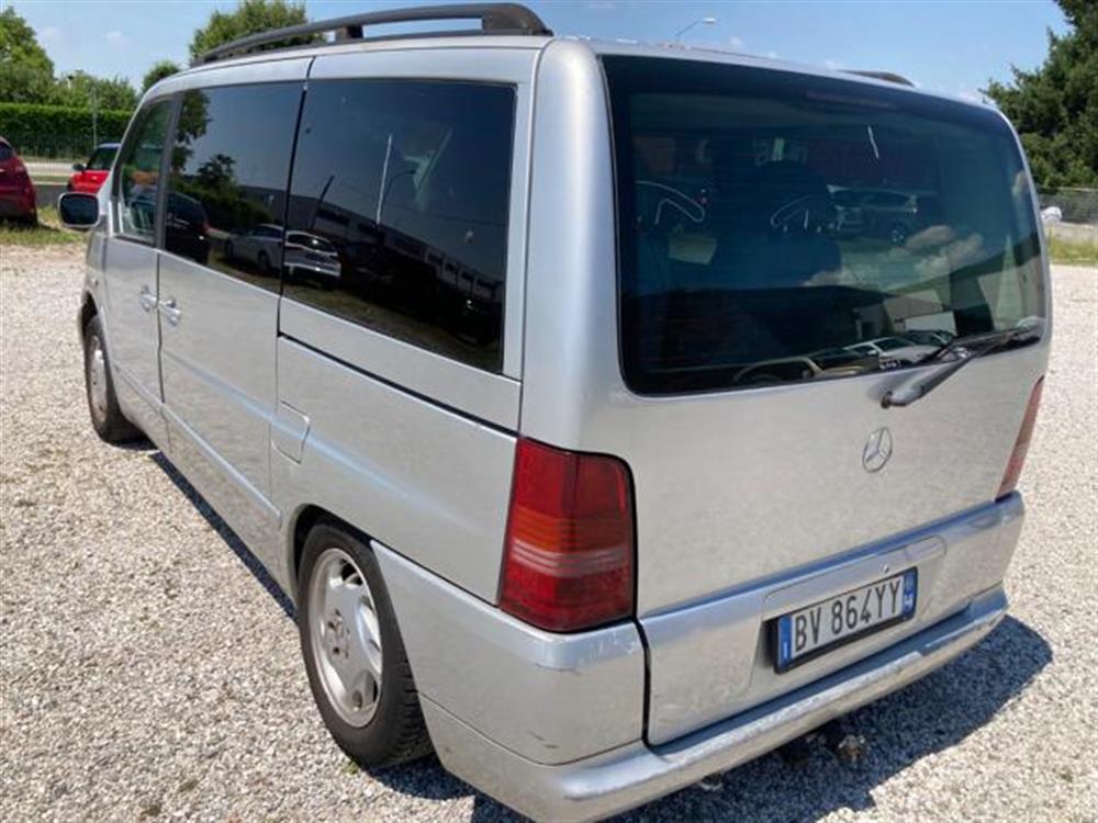 V 220 V 220 CDI cat Ambiente 7 p