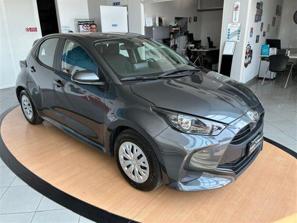 Yaris Yaris 1.5 Hybrid 5 porte A