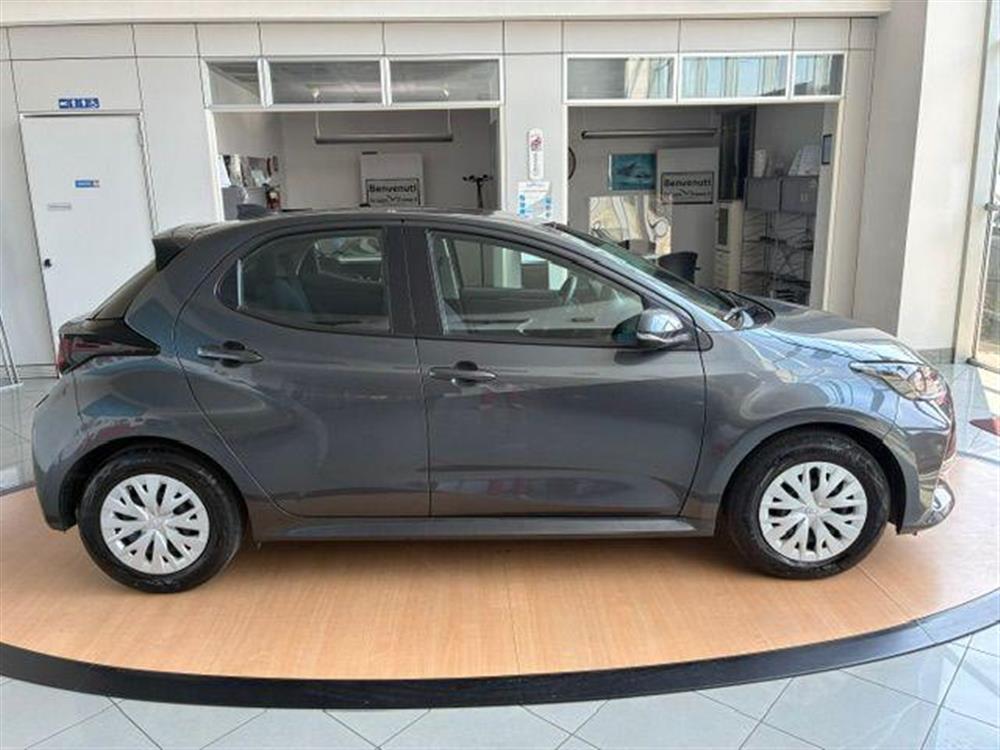 Yaris Yaris 1.5 Hybrid 5 porte A