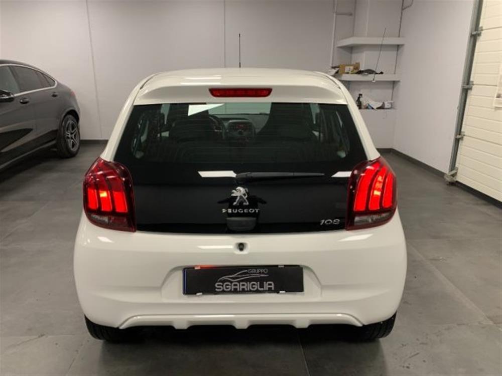 108 108 1.0 Benzina 5 Porte