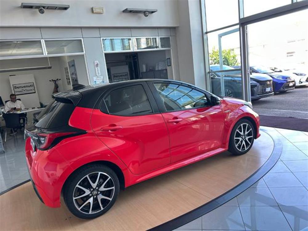 Yaris Yaris 1.5 Hybrid 5 porte P