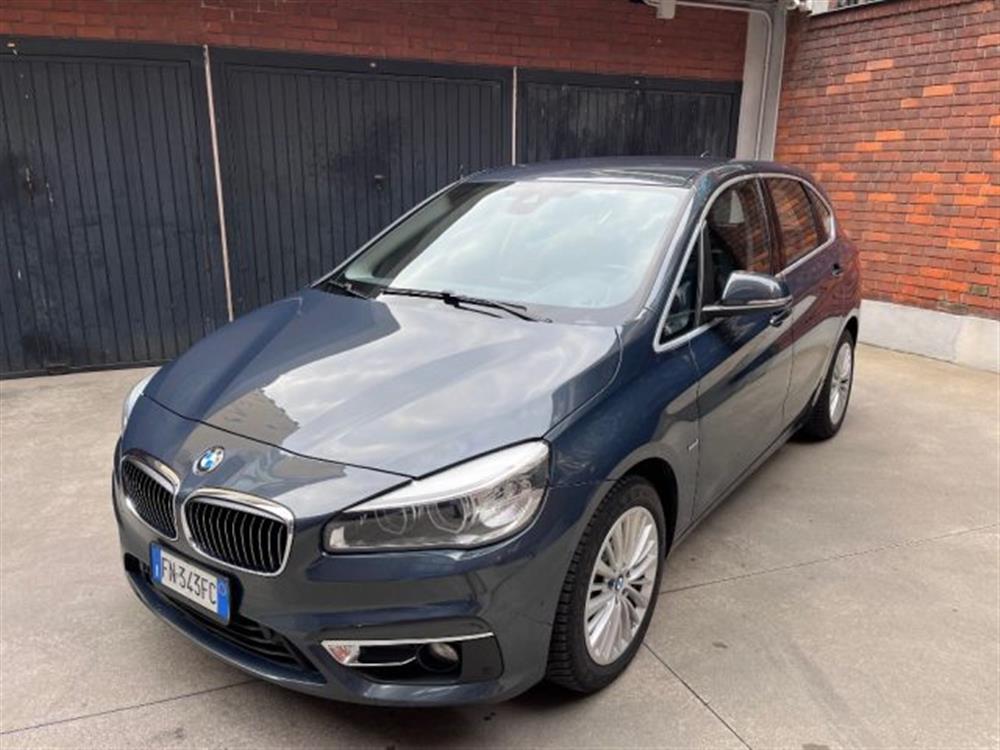 216 216 d Active Tourer Luxu