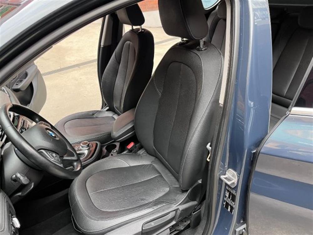 216 216 d Active Tourer Luxu