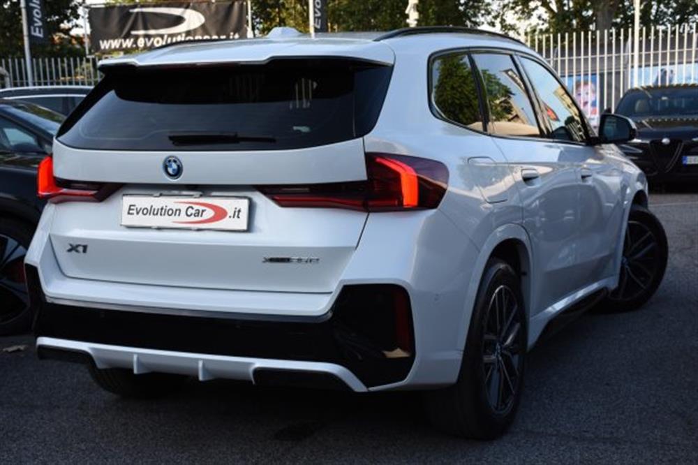 X1 X1 xDrive 25e Msport