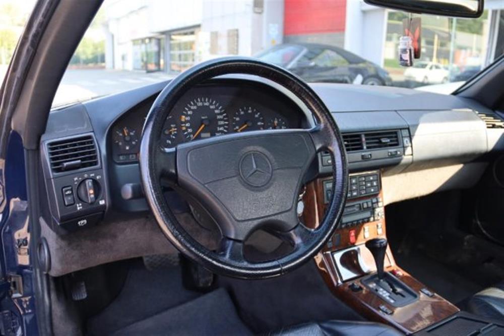 SL 320 SL 320 cat