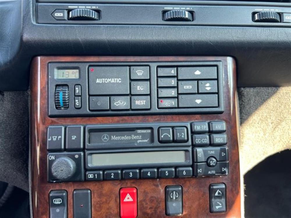 SL 320 SL 320 cat