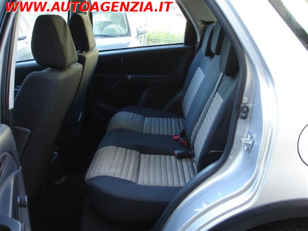 Sedici Sedici 1.9 MJT 4x4 Dynamic.