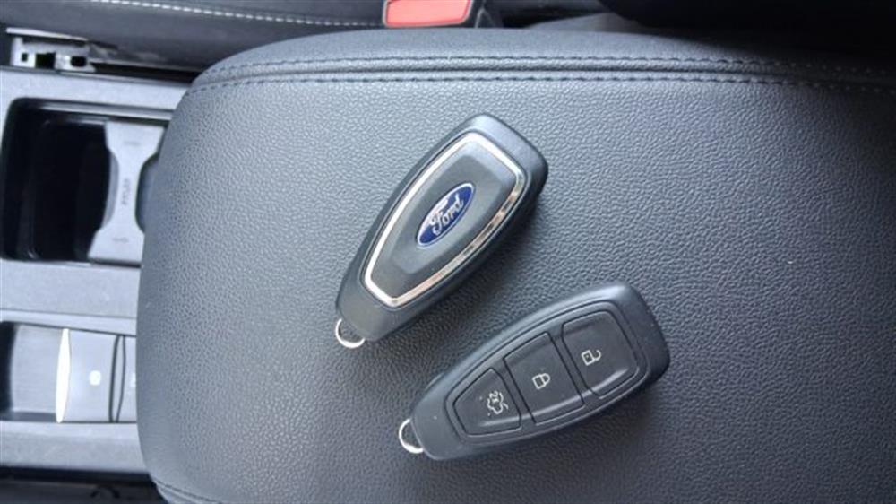 Kuga Kuga 2.0 EcoBlue Hybrid 1