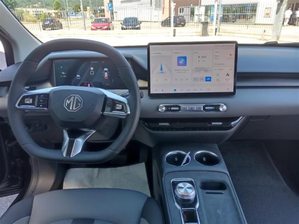 MG4 MG4 Luxury 64 KWh