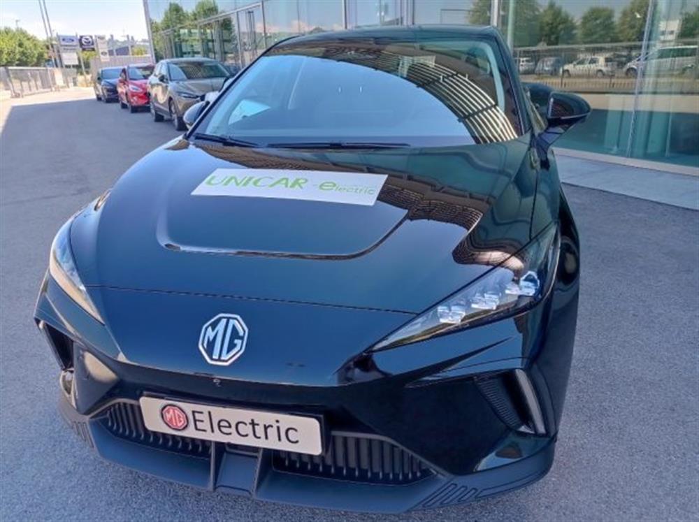 MG4 MG4 Luxury 64 KWh