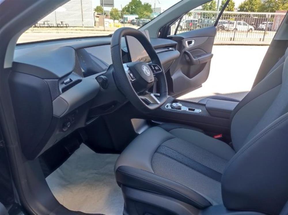 MG4 MG4 Luxury 64 KWh