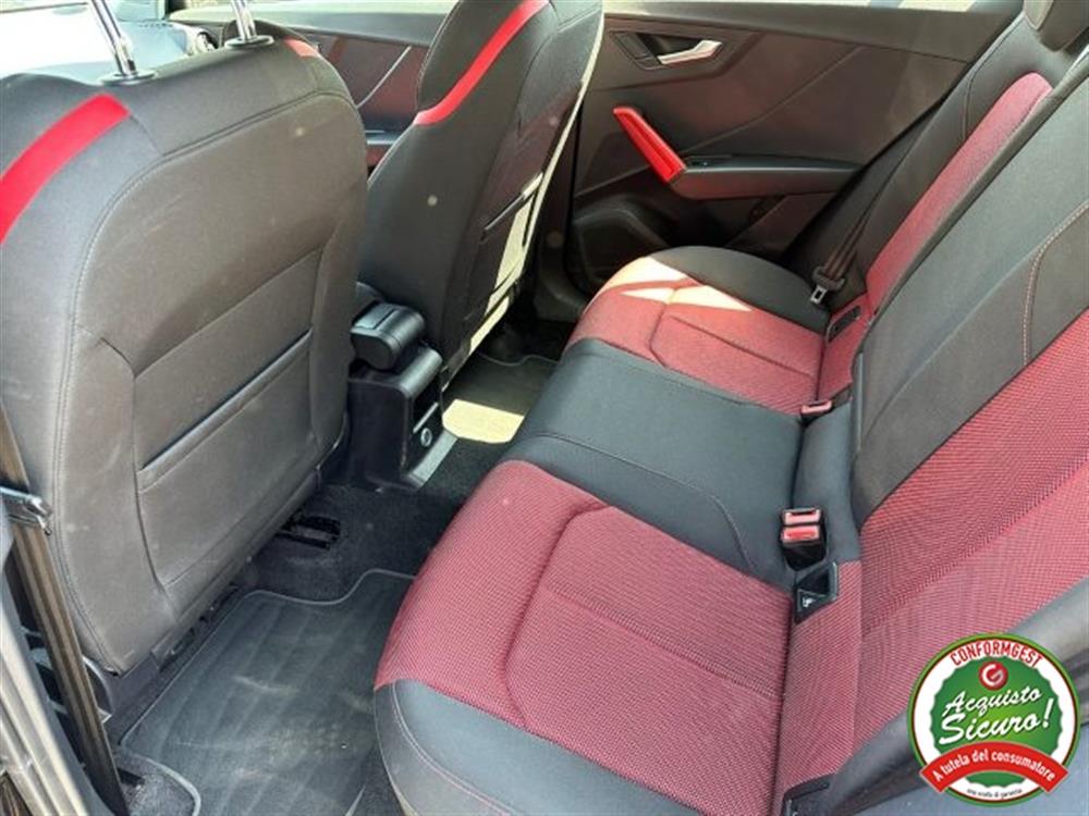 Q2 Q2 30 TFSI Admired
