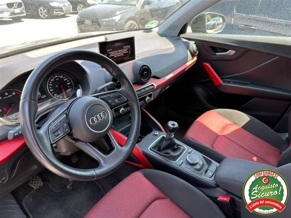 Q2 Q2 30 TFSI Admired