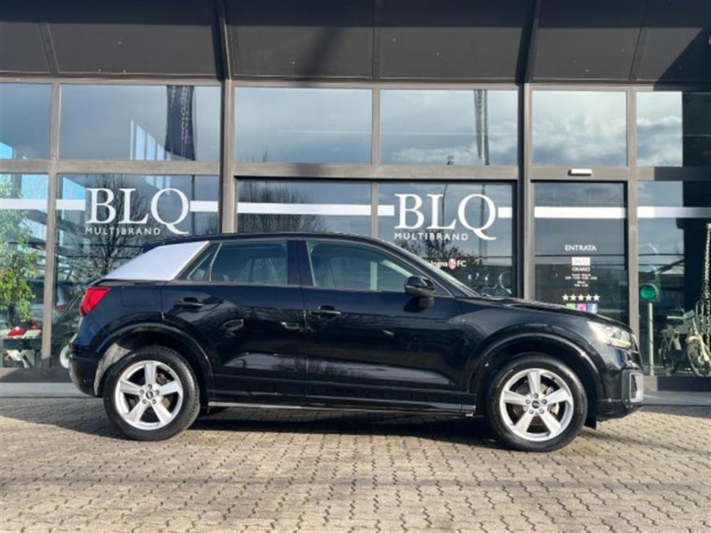 Q2 Q2 30 TDI S tronic Admi