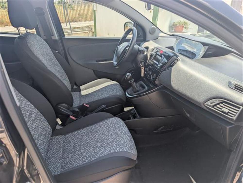 Ypsilon Ypsilon 1.2 69 CV 5 porte S&