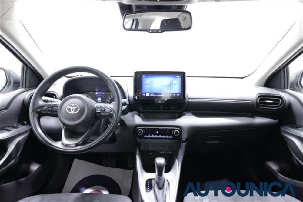 Yaris Yaris 1.5 130 HYBRID 5 POR