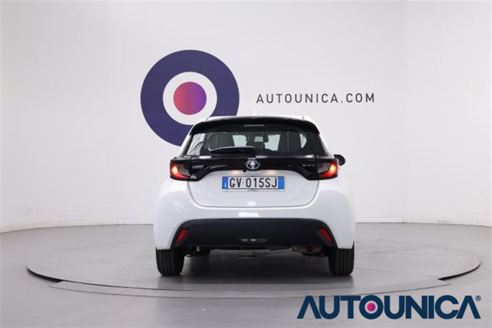 Yaris Yaris 1.5 130 HYBRID 5 POR