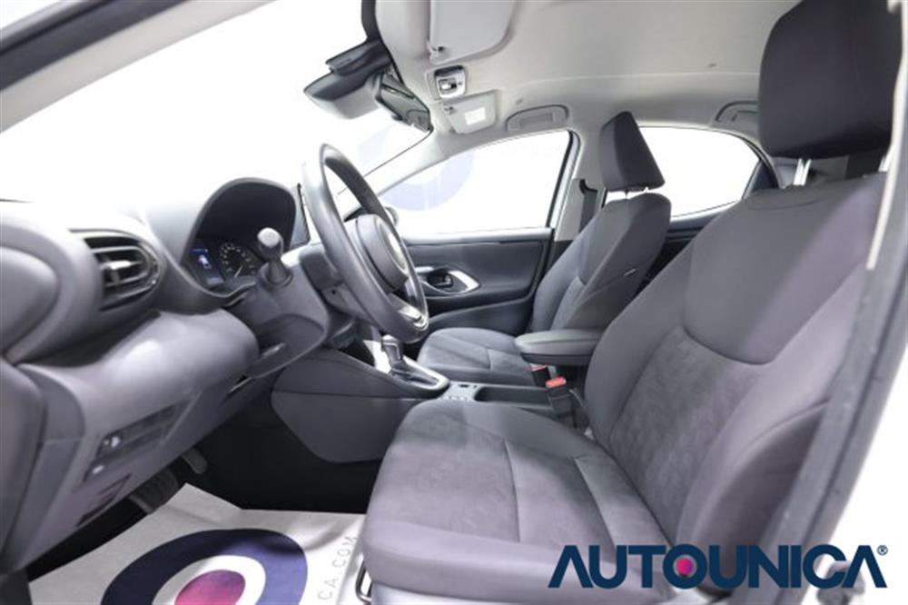 Yaris Yaris 1.5 130 HYBRID 5 POR