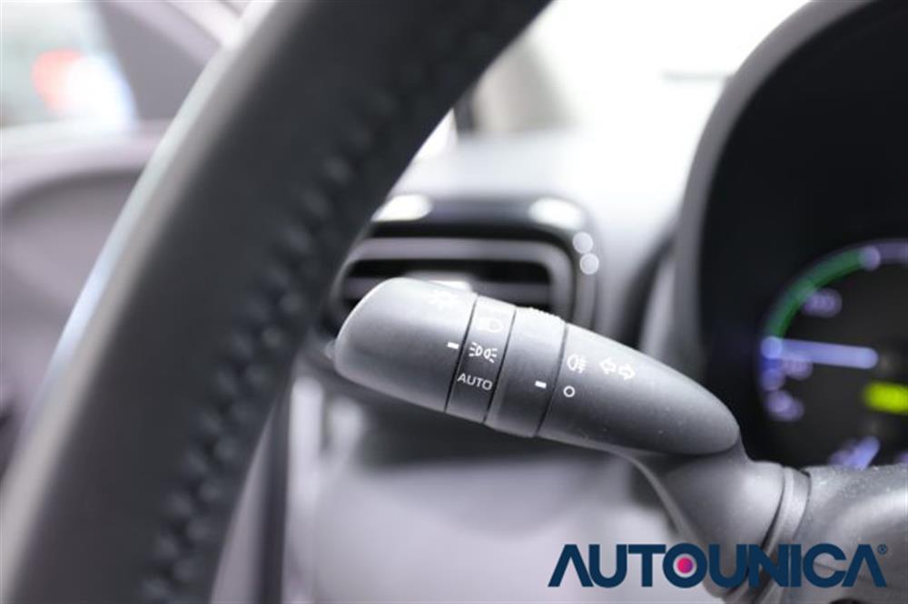 Yaris Yaris 1.5 130 HYBRID 5 POR