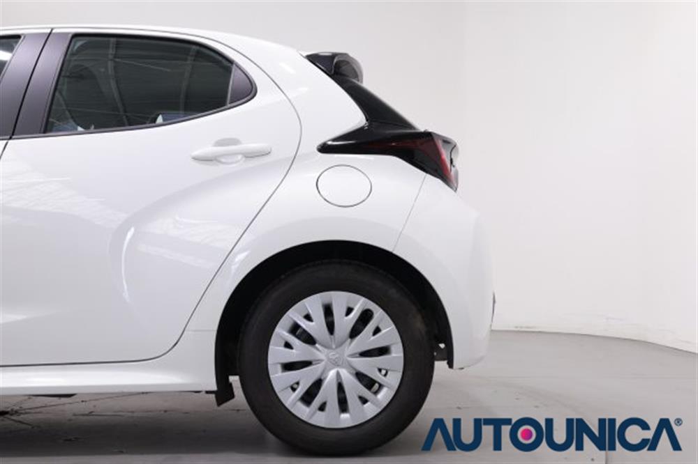 Yaris Yaris 1.5 130 HYBRID 5 POR