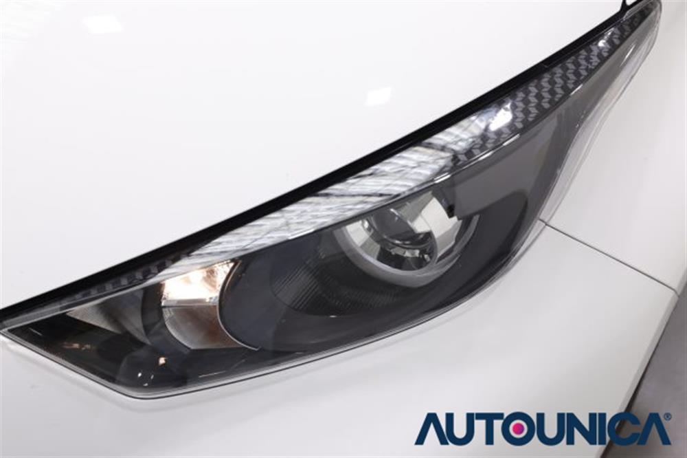 Yaris Yaris 1.5 130 HYBRID 5 POR