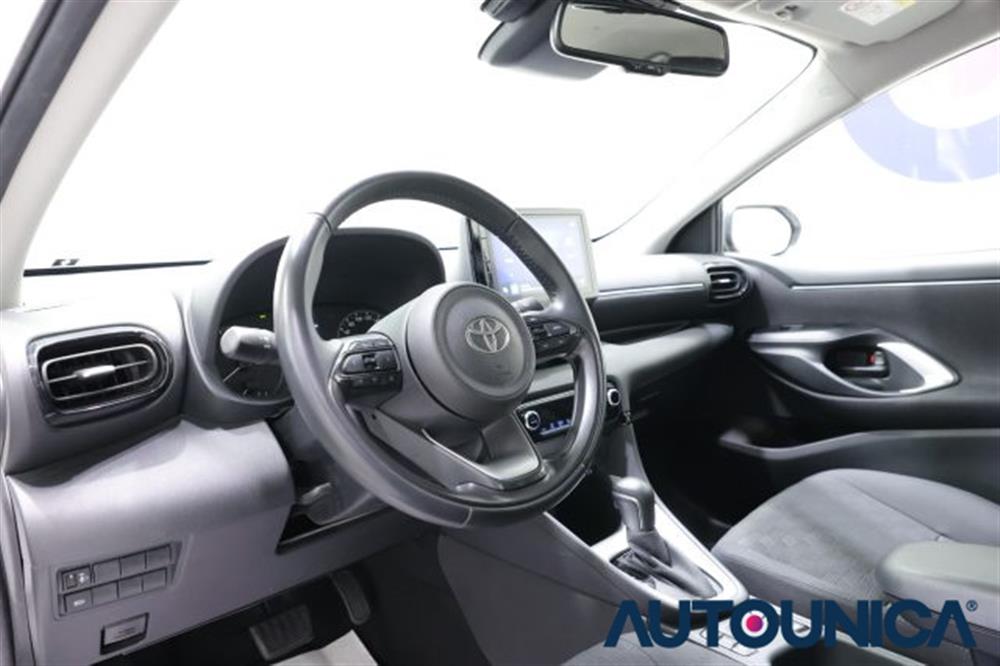 Yaris Yaris 1.5 130 HYBRID 5 POR