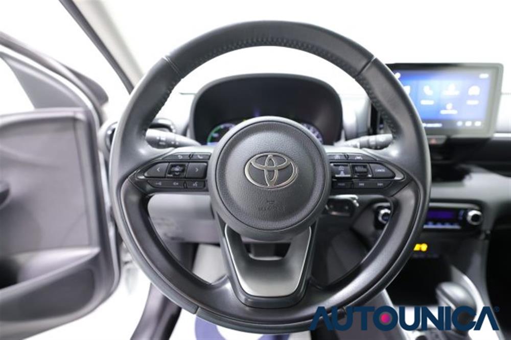 Yaris Yaris 1.5 130 HYBRID 5 POR
