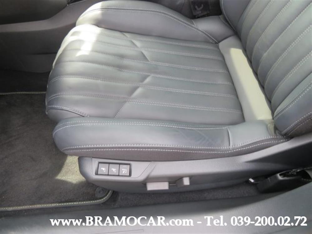 208 208 GT PACK 130cv PURETE